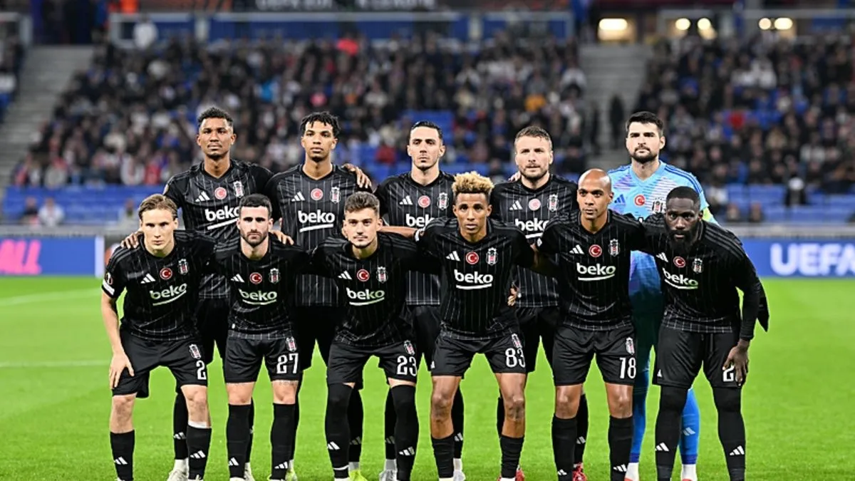Beşiktaş’ta 3 yıldız isim derbide yok!
