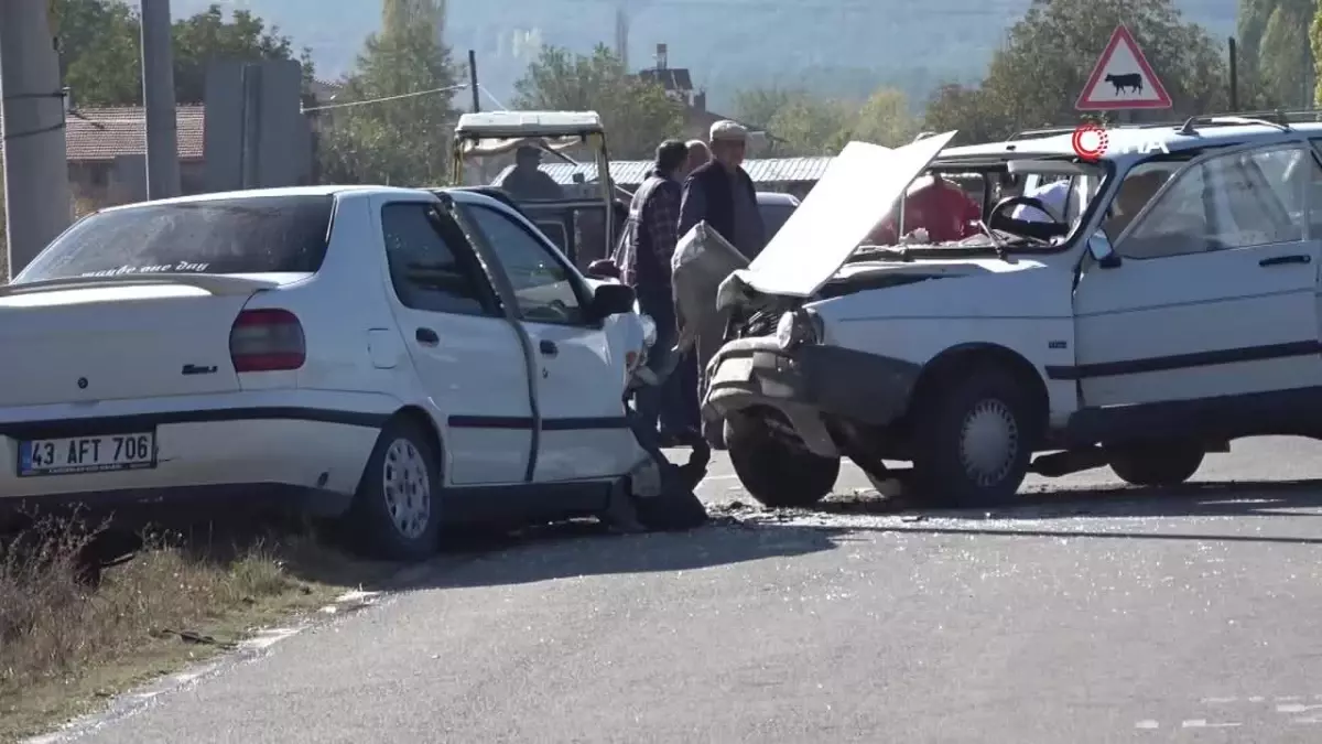 Tavşanlı’da Kaza: 4 Yaralı