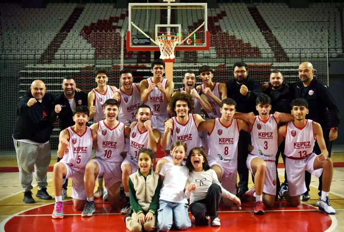 Kepez Belediyespor U18 Basketbol Takımı Yarı Finale Yükseldi