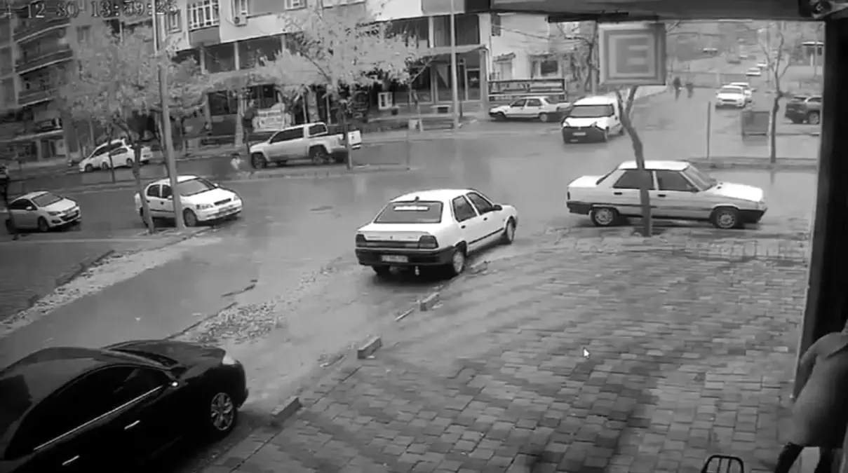 Siverek’te Kaza: 6 Yaşındaki Kıza Otomobil Çarptı