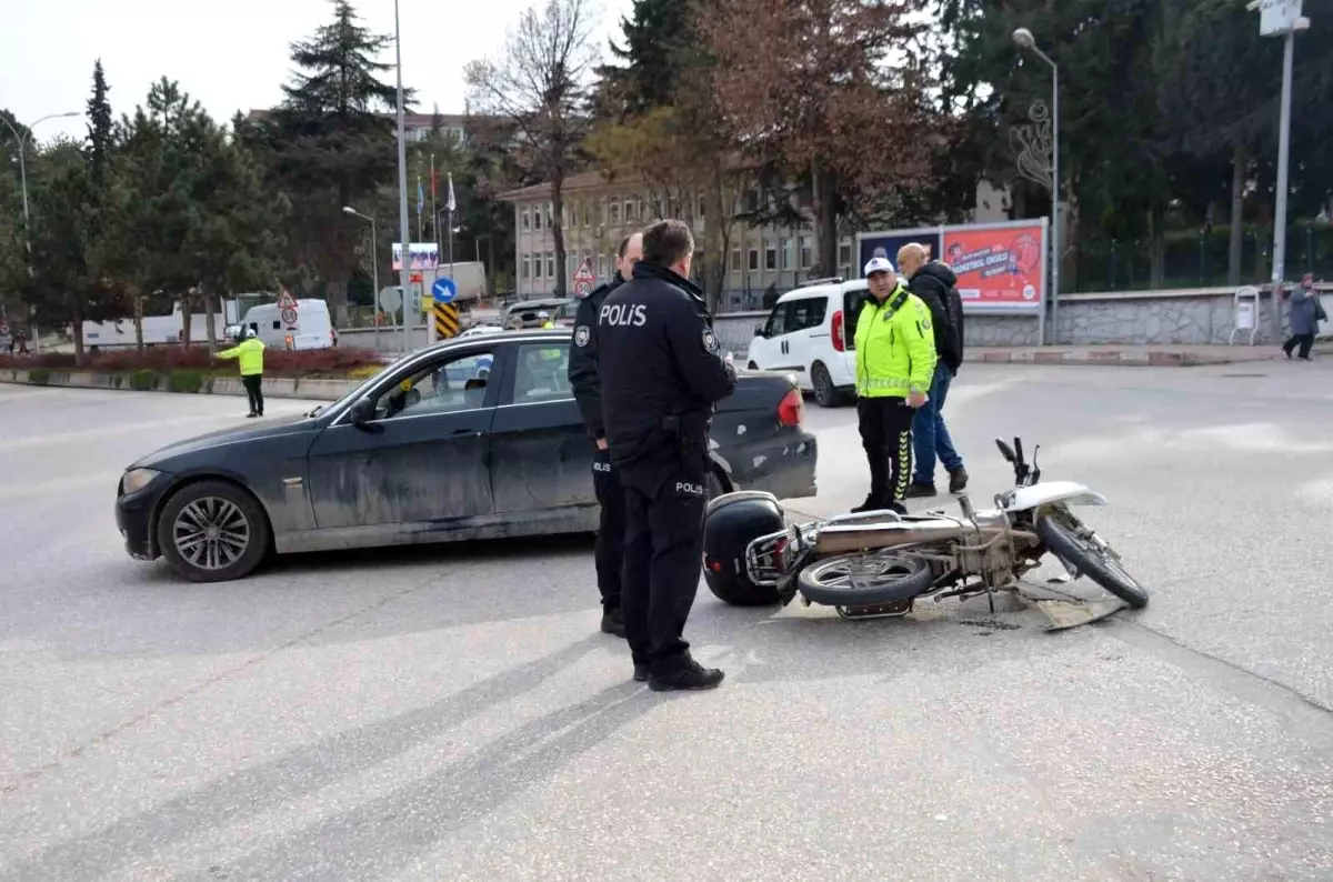 Bilecik’te Motosiklet-Otomobil Kazası