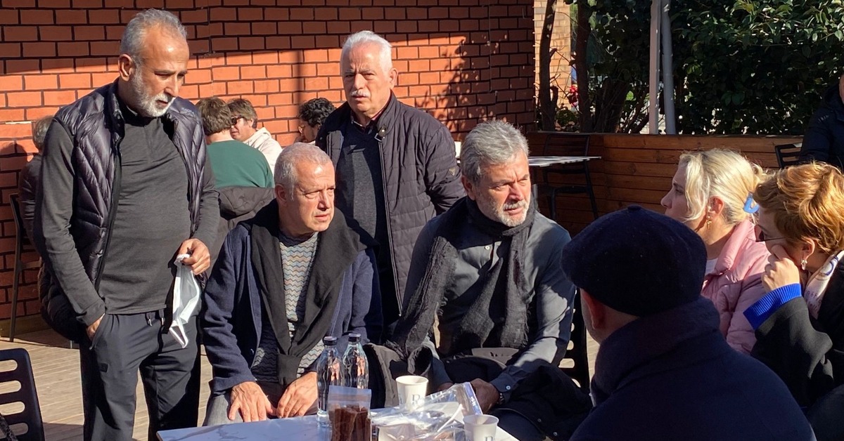 Sevenleri, hastaneye akın ediyor