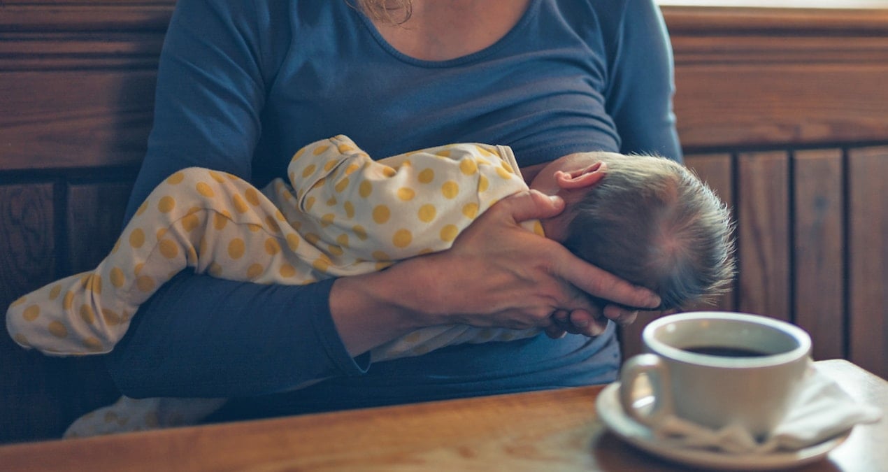 Bebeğinizin sağlığını tehdit eden gizli tehlike: Fazla kafein!