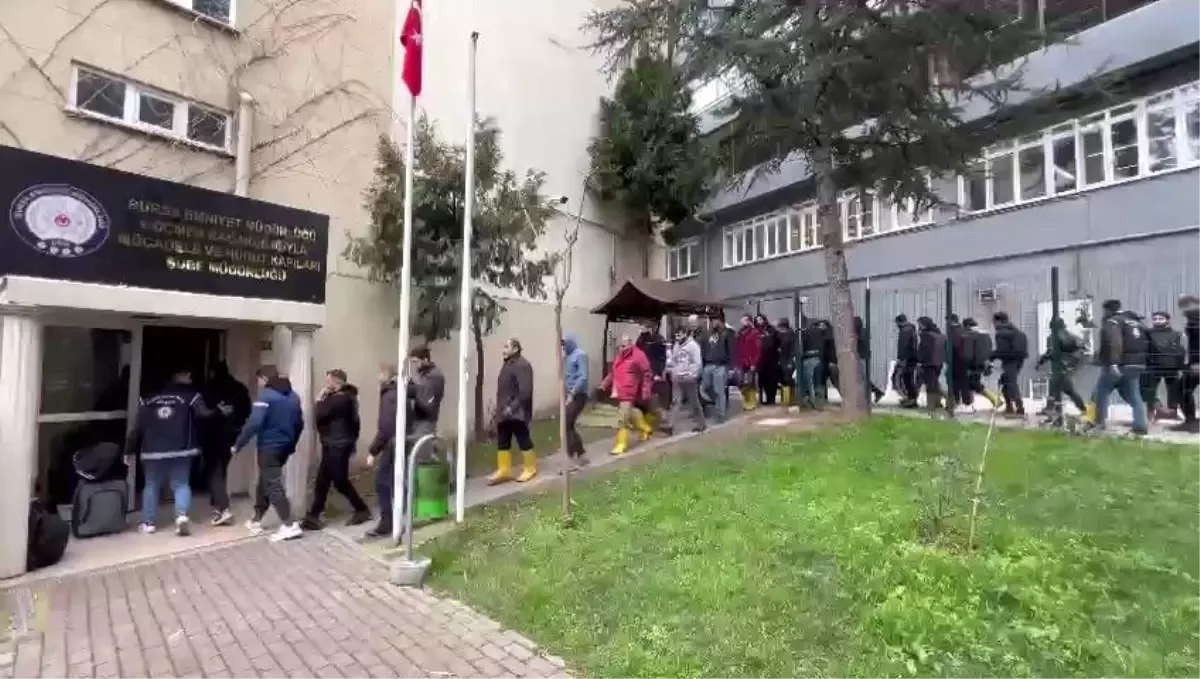 Bursa’da Göçmen Kaçakçılığı Operasyonu