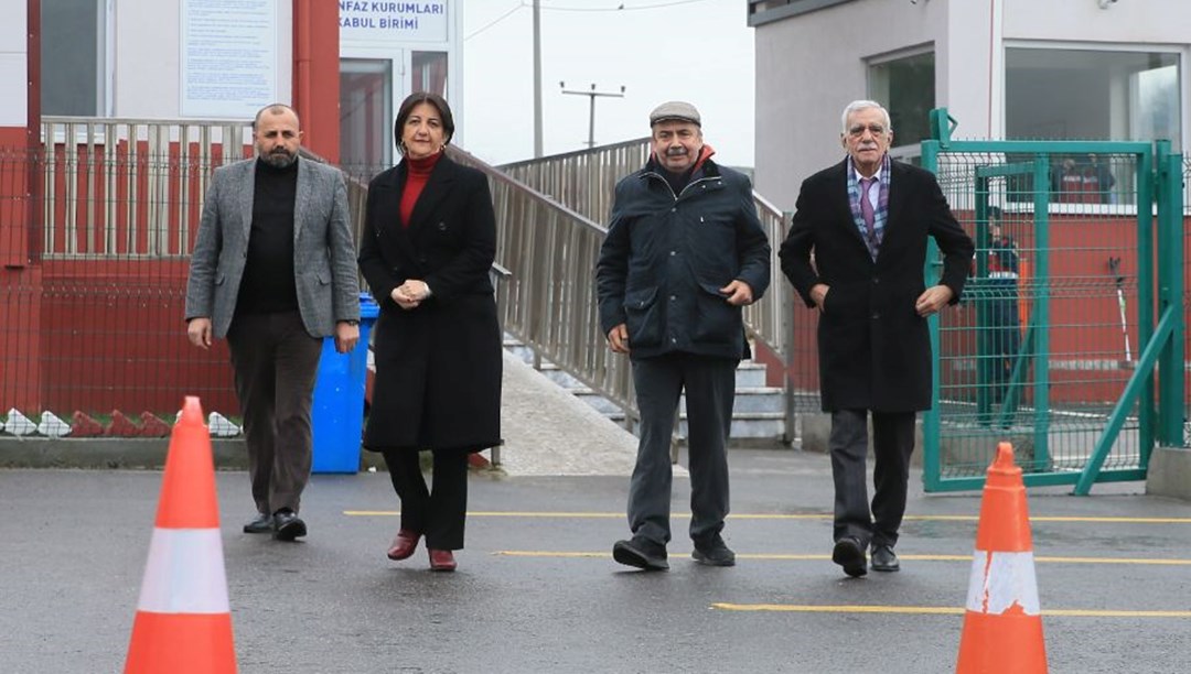 DEM Parti İmralı heyeti Kuzey Irak’ta